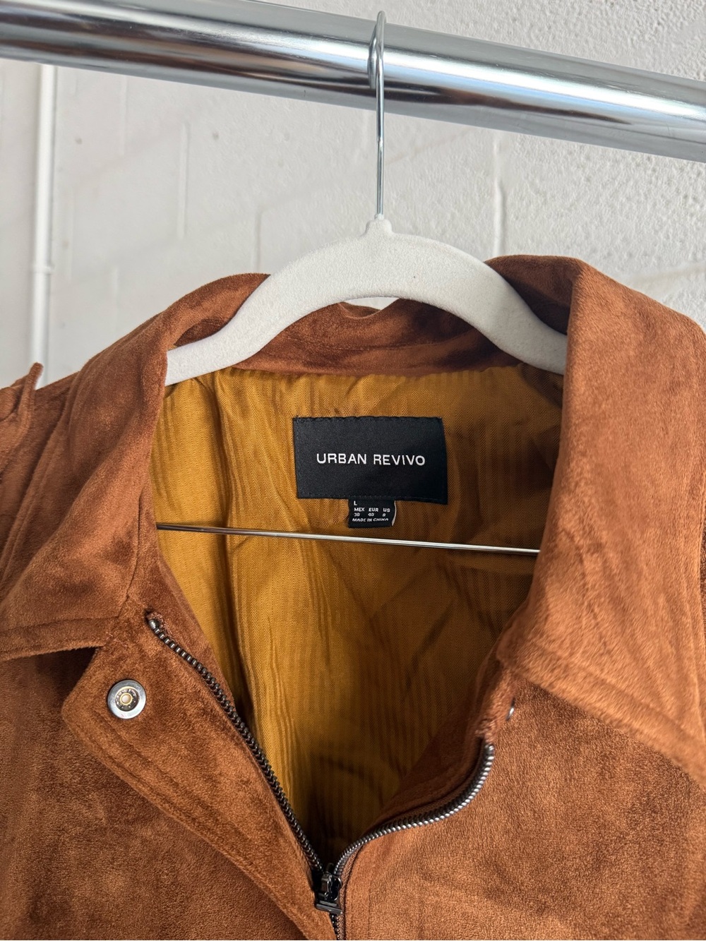 Urban Revivo Women's Suede Utility Jacket in Chestnut Brown - Picture 2 of 3